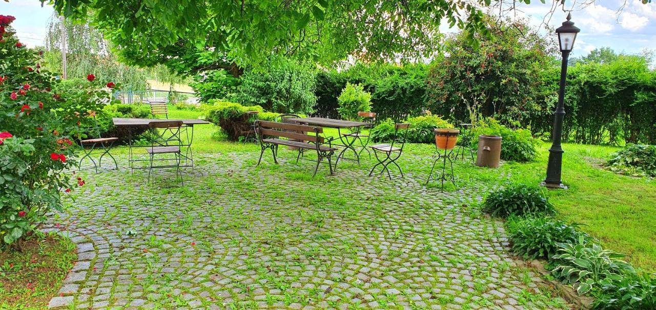 Villa Kliche Przerzeczyn-Zdroj Buitenkant foto