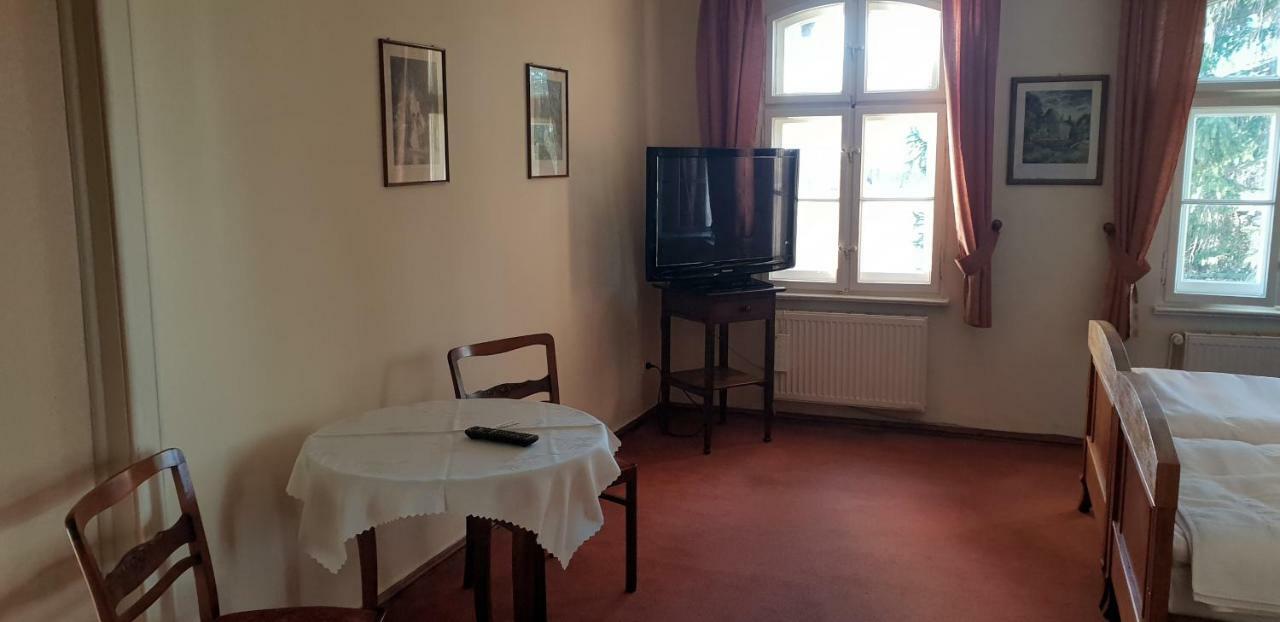 Villa Kliche Przerzeczyn-Zdroj Buitenkant foto